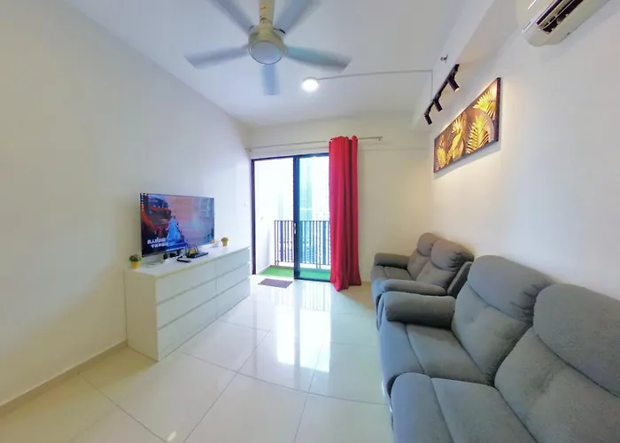 I-City 2R, Free Wifi & 50 Inch Smart Tv, Fit 8Pax