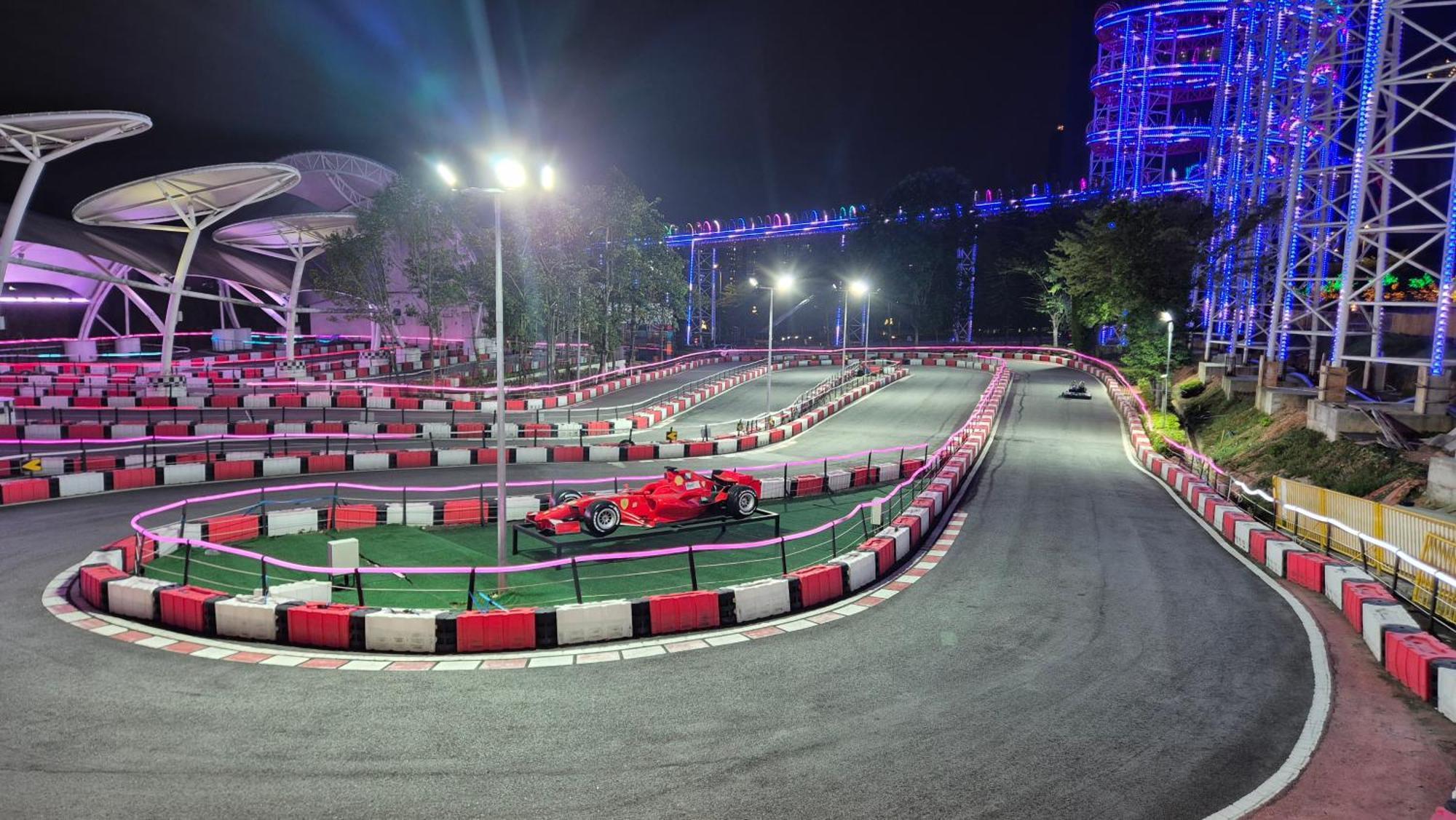 I-city 2r, Free Wifi & 50 Inch Smart Tv, Fit 8pax * Shah Alam