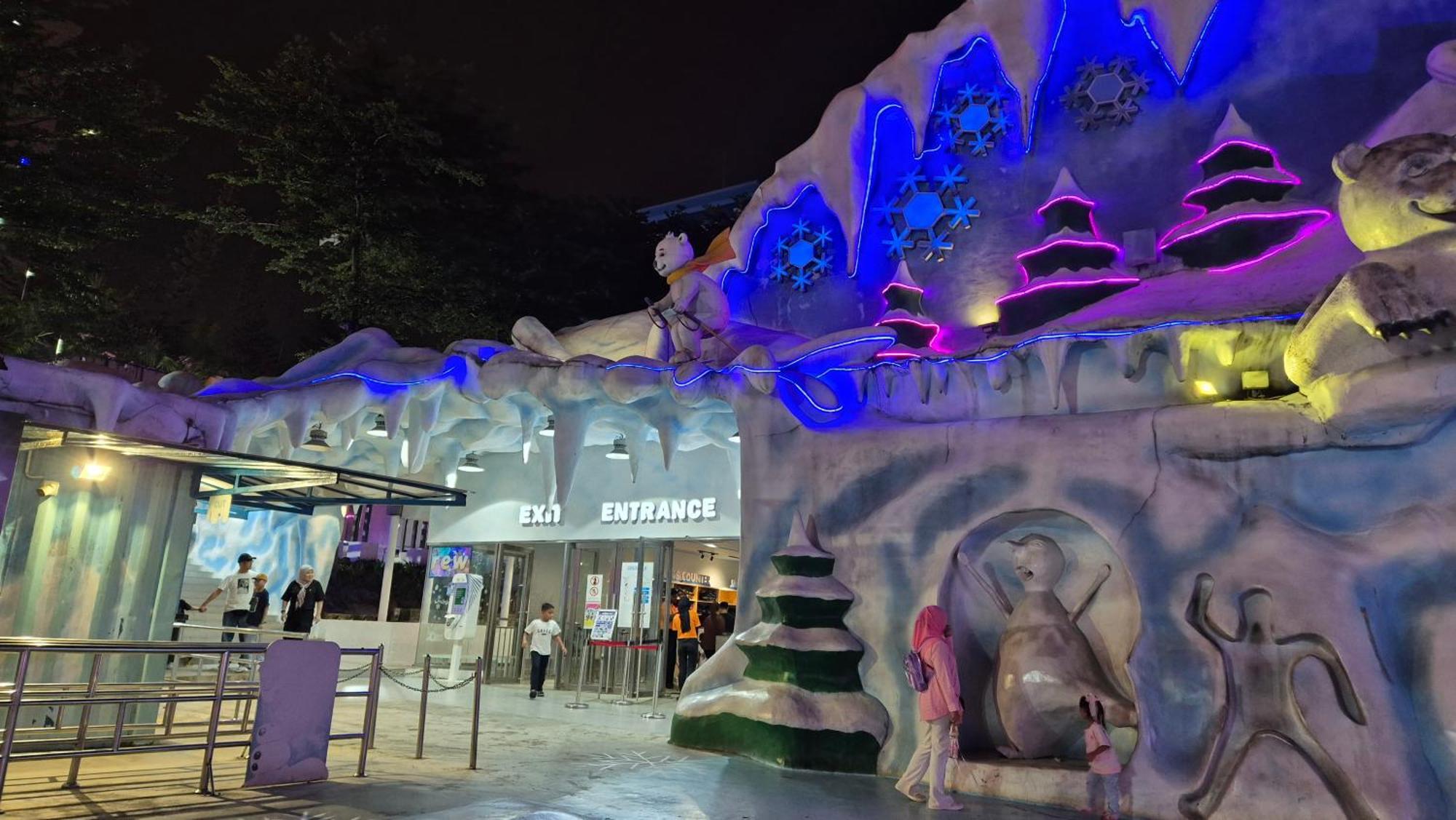 I-city 2r, Free Wifi & 50 Inch Smart Tv, Fit 8pax Shah Alam